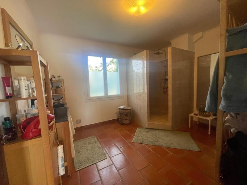 Maison - 200 m² - 7 pièces