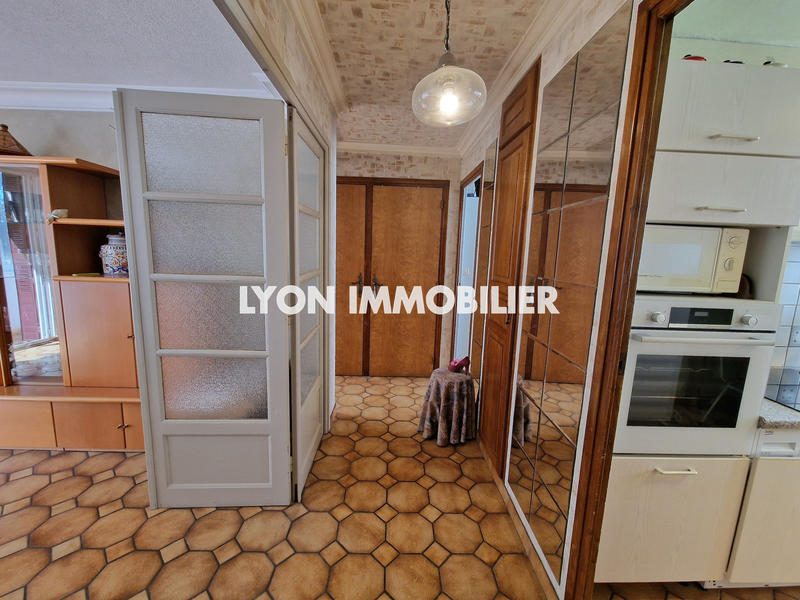 Appartement - 64 m² - 4 pièces