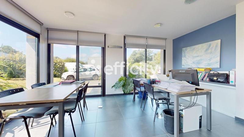 Bureau - 79 m² - 3 pièces