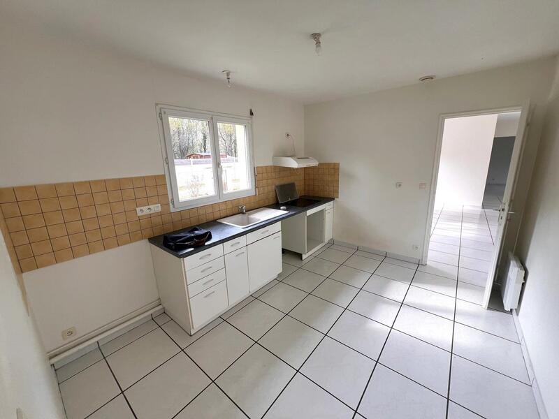 Maison - 95 m² - 4 pièces