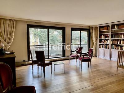 Appartement - 148 m² - 5 pièces