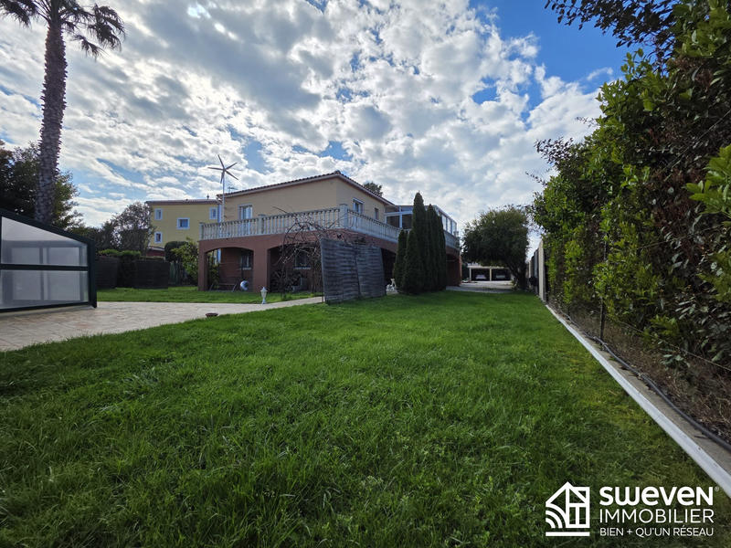 Maison - 175 m² - 8 pièces