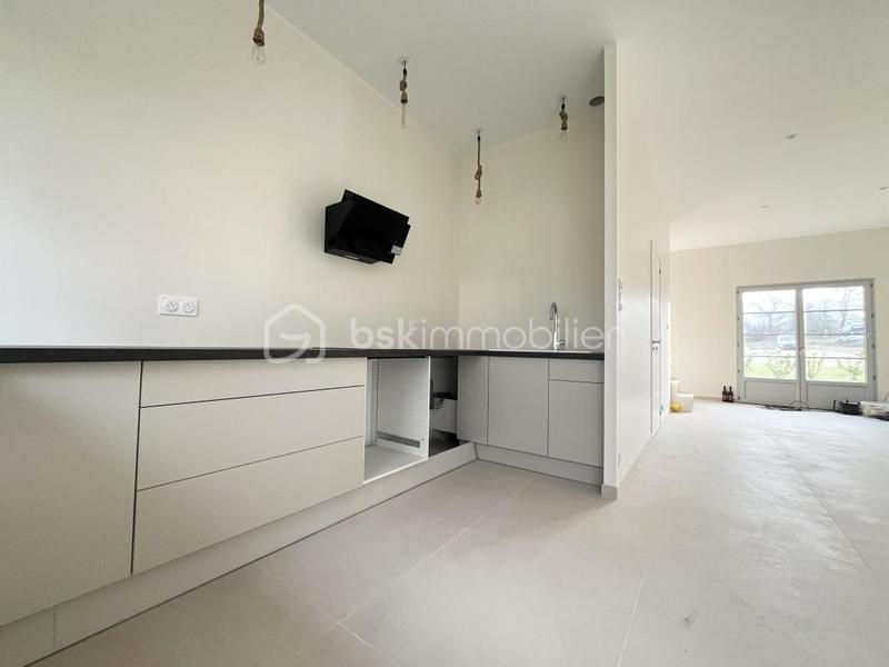 Maison - 88 m² - 4 pièces