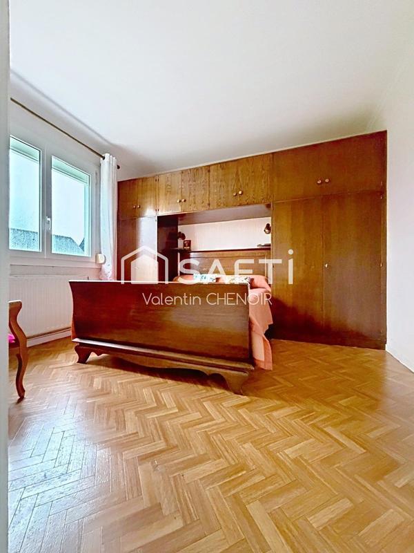 Maison - 102 m² - 5 pièces