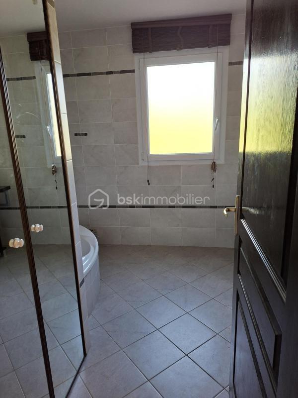 Demeure - 147 m² - 5 pièces