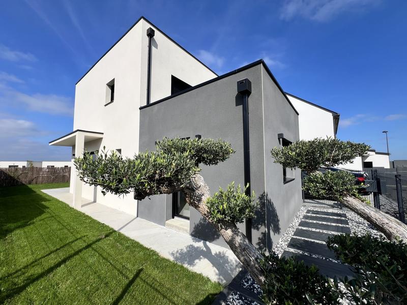 Maison contemporaine - 145 m² - 7 pièces