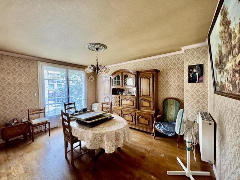 Appartement - 83 m² - 5 pièces