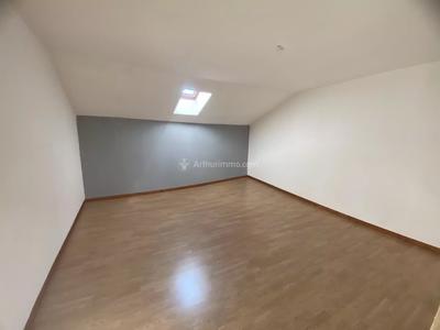 Appartement - 76 m² - 3 pièces