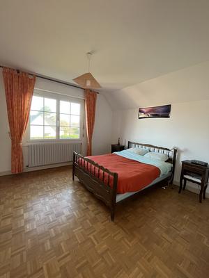 Maison traditionnelle - 120 m² - 4 pièces