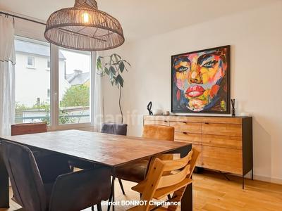 Maison - 111 m² - 5 pièces