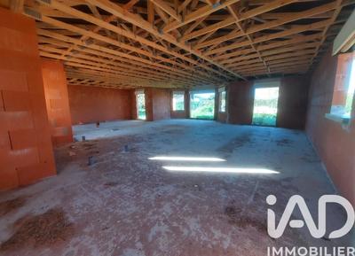 Maison - 122 m² - 5 pièces