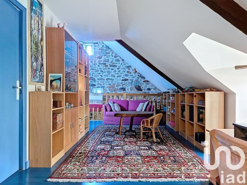 Maison - 214 m² - 7 pièces