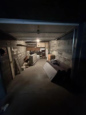 Garage - 13 m²