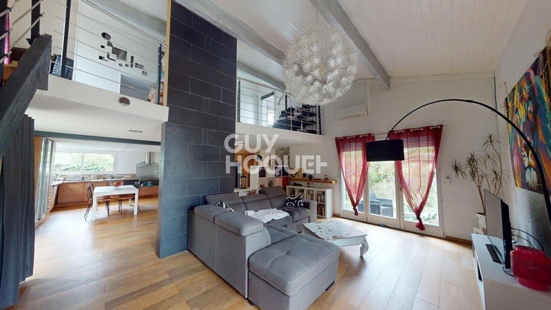 Maison - 158 m² - 5 pièces