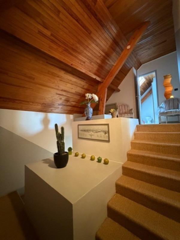 Maison bourgeoise - 230 m² - 12 pièces