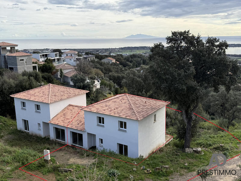 Maison - 130 m² - 4 pièces