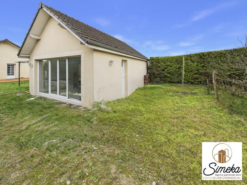 Maison contemporaine - 194 m² - 9 pièces