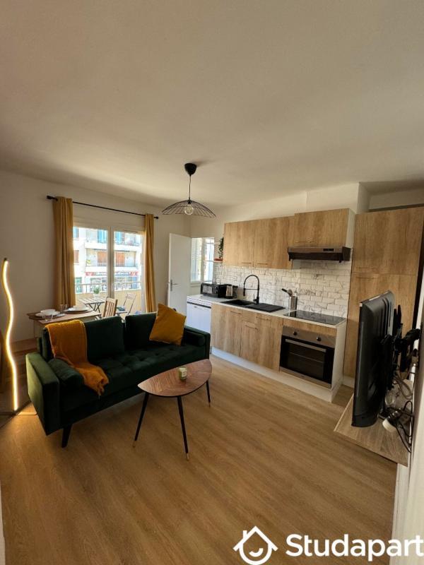 Chambre - 10 m² - 1 pièce