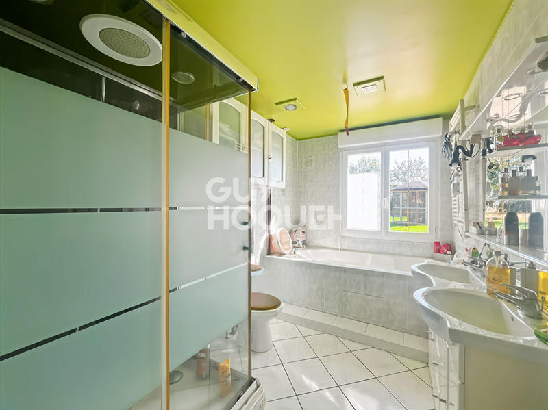 Maison - 143 m² - 6 pièces