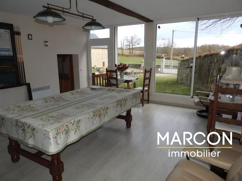 Maison - 168 m² - 7 pièces