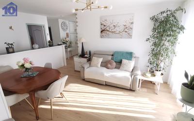 Appartement - 81 m² - 3 pièces