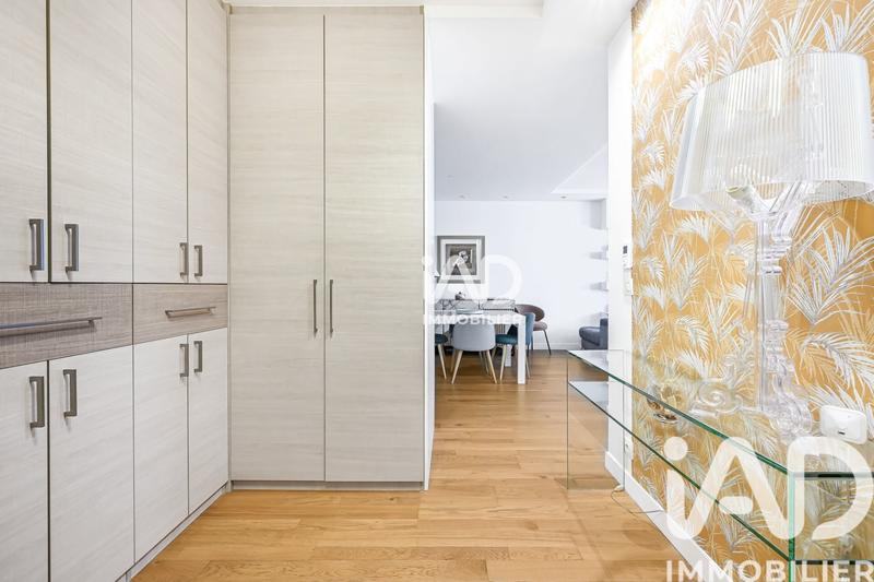 Appartement - 100 m² - 5 pièces