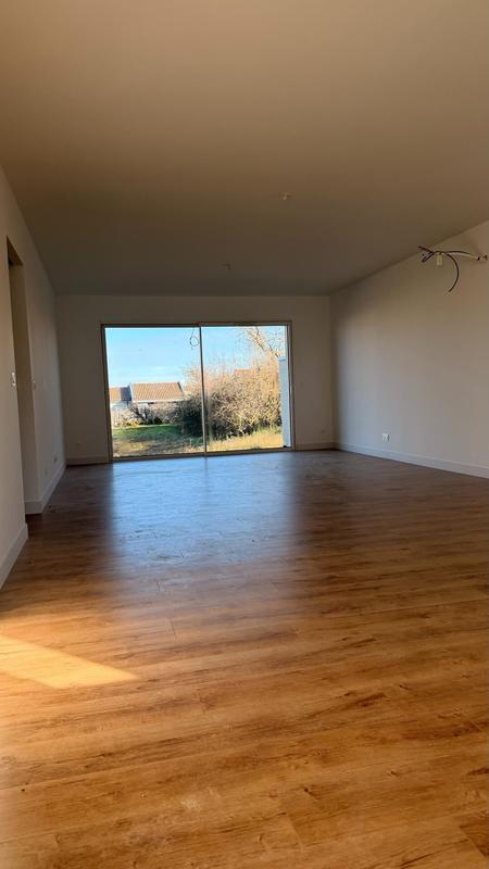 Maison - 86 m² - 4 pièces