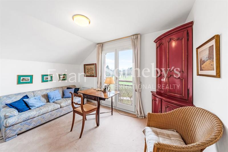 Appartement - 111 m² - 4 pièces