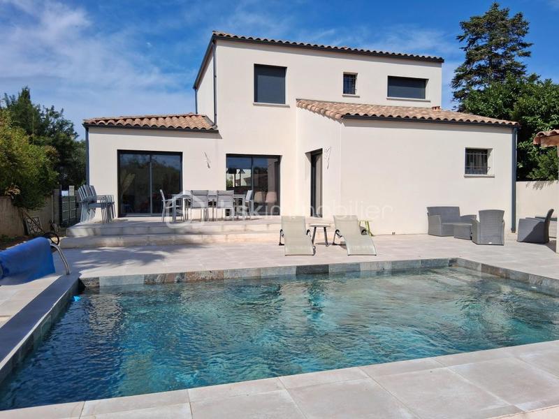 Villa - 140 m² - 5 pièces