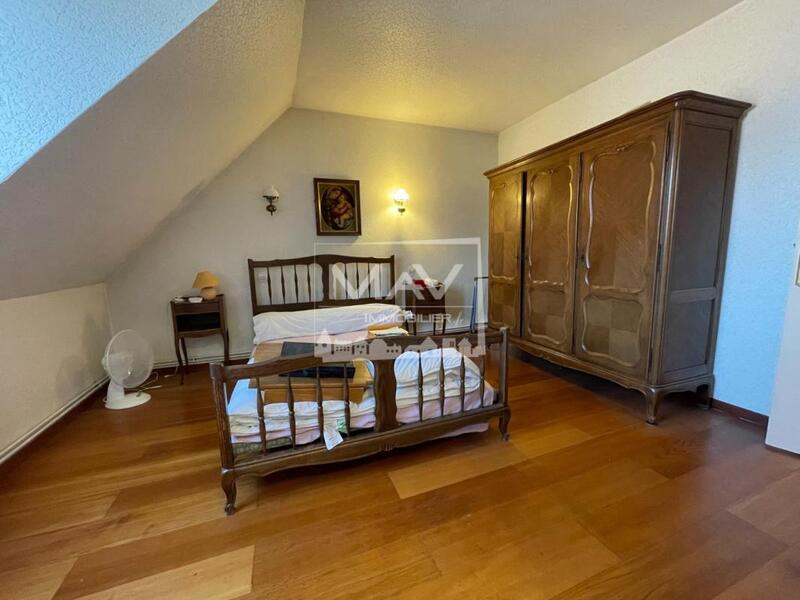 Maison - 137 m² - 7 pièces