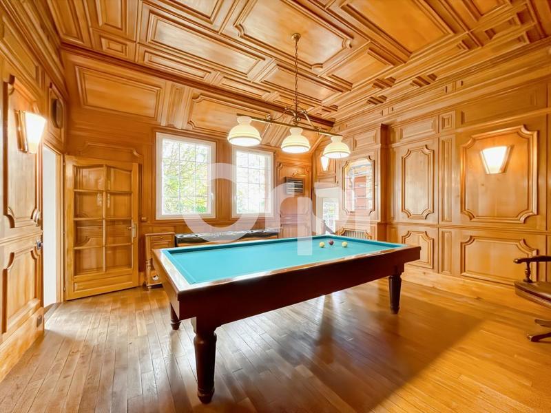 Longère - 320 m² - 6 pièces