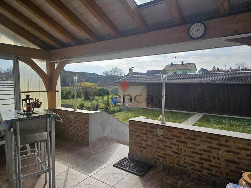 Maison - 178 m² - 8 pièces