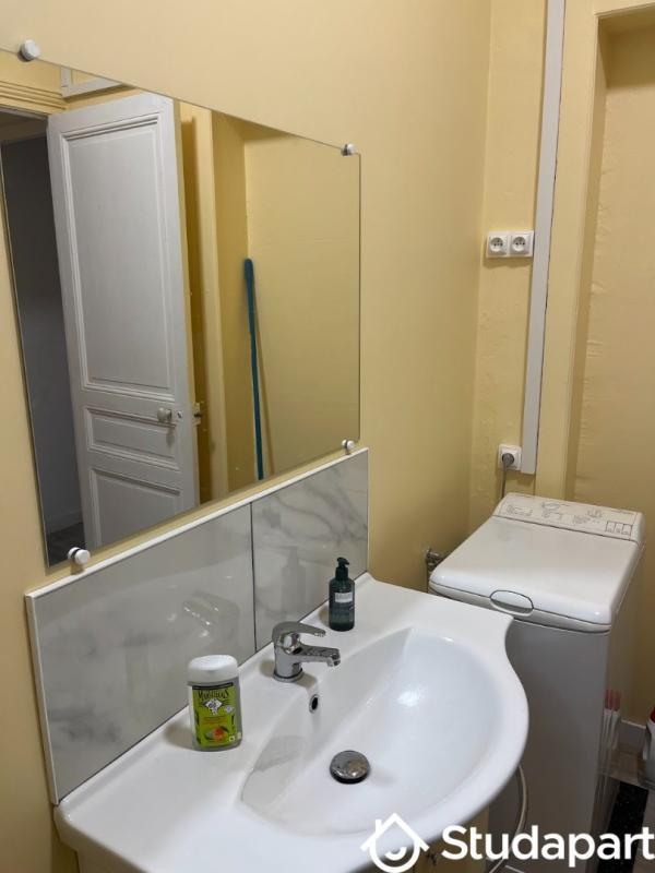 Chambre - 12 m² - 1 pièce