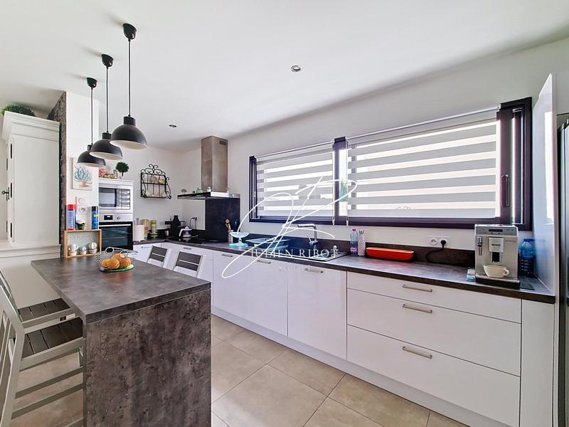 Maison - 107 m² - 4 pièces