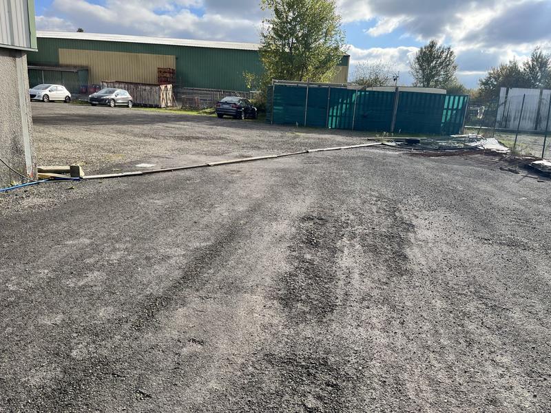 Local d'activités - 950 m²