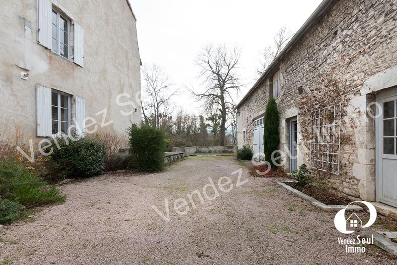 Maison de maîtres - 240 m² - 7 pièces