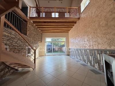 Maison - 169 m² - 5 pièces