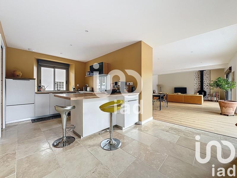 Maison - 180 m² - 5 pièces