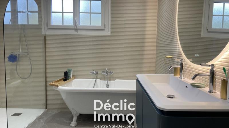 Maison - 197 m² - 8 pièces