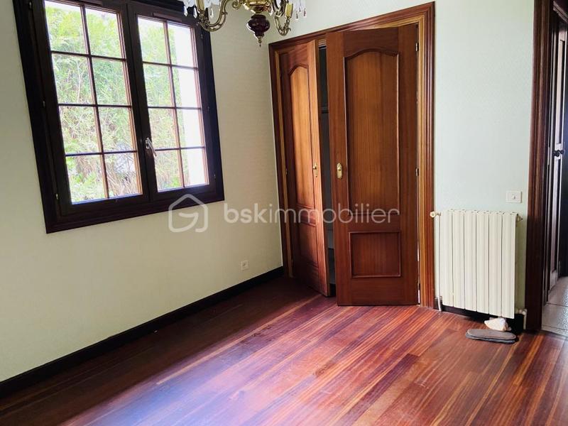 Maison - 151 m² - 6 pièces