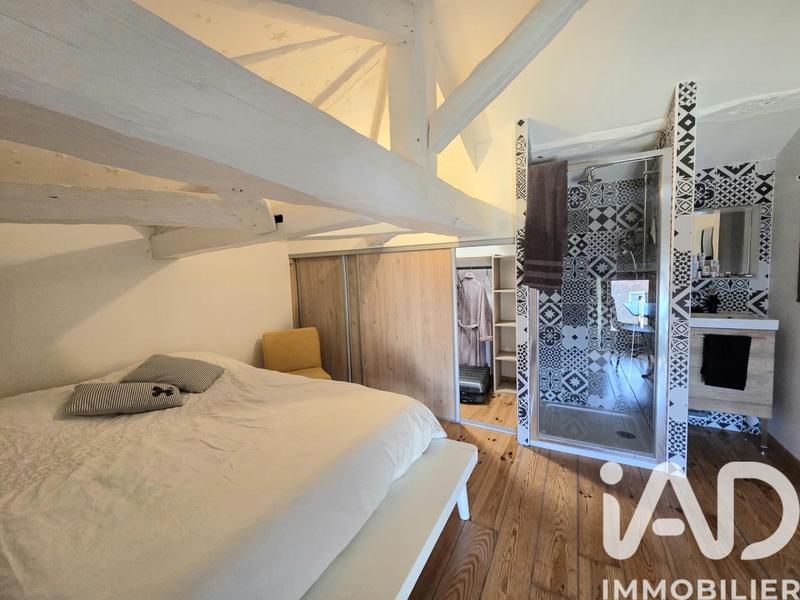 Maison - 294 m² - 10 pièces