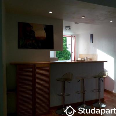 Chambre - 12 m² - 1 pièce