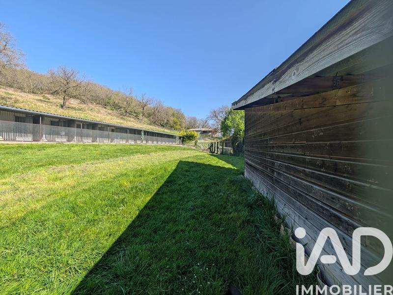 Maison - 220 m² - 6 pièces