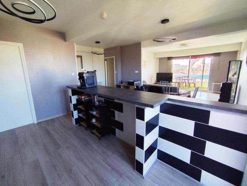 Appartement - 84 m² - 3 pièces