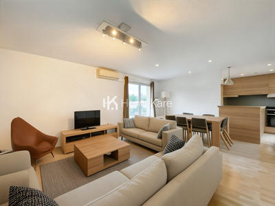 Appartement - 90 m² - 4 pièces