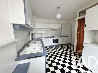 Appartement - 188 m² - 8 pièces