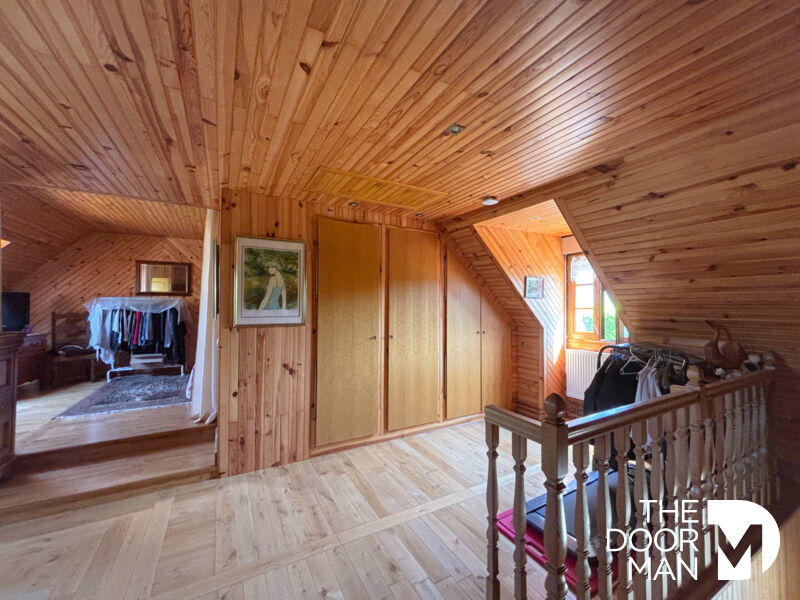 Maison - 141 m² - 5 pièces