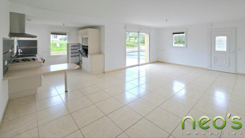 Maison - 80 m² - 4 pièces