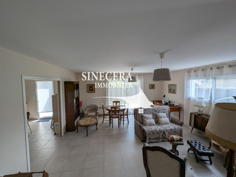 Local commercial - 88 m² - 3 pièces