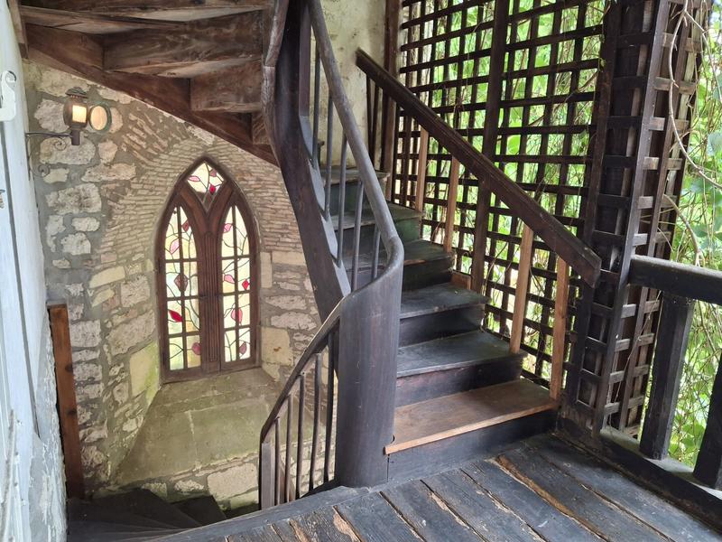 Maison traditionnelle - 350 m² - 11 pièces